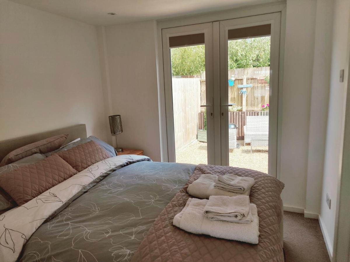 *Close To Beach* One Bedroom Suite With Parking Overstrand Exterior foto